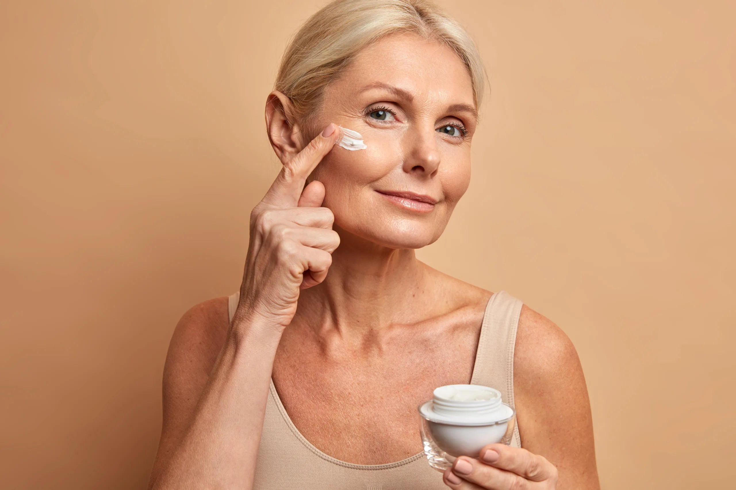 Dicas de Cuidados com a Pele durante a Menopausa